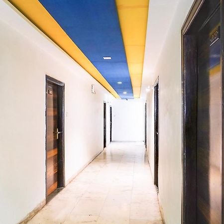 Hotel O Bridge Ahmedabad Esterno foto